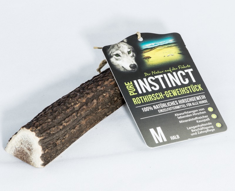PURE INSTINCT Rothirsch Geweihstück halb